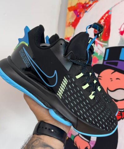 Nike Lebron Black
