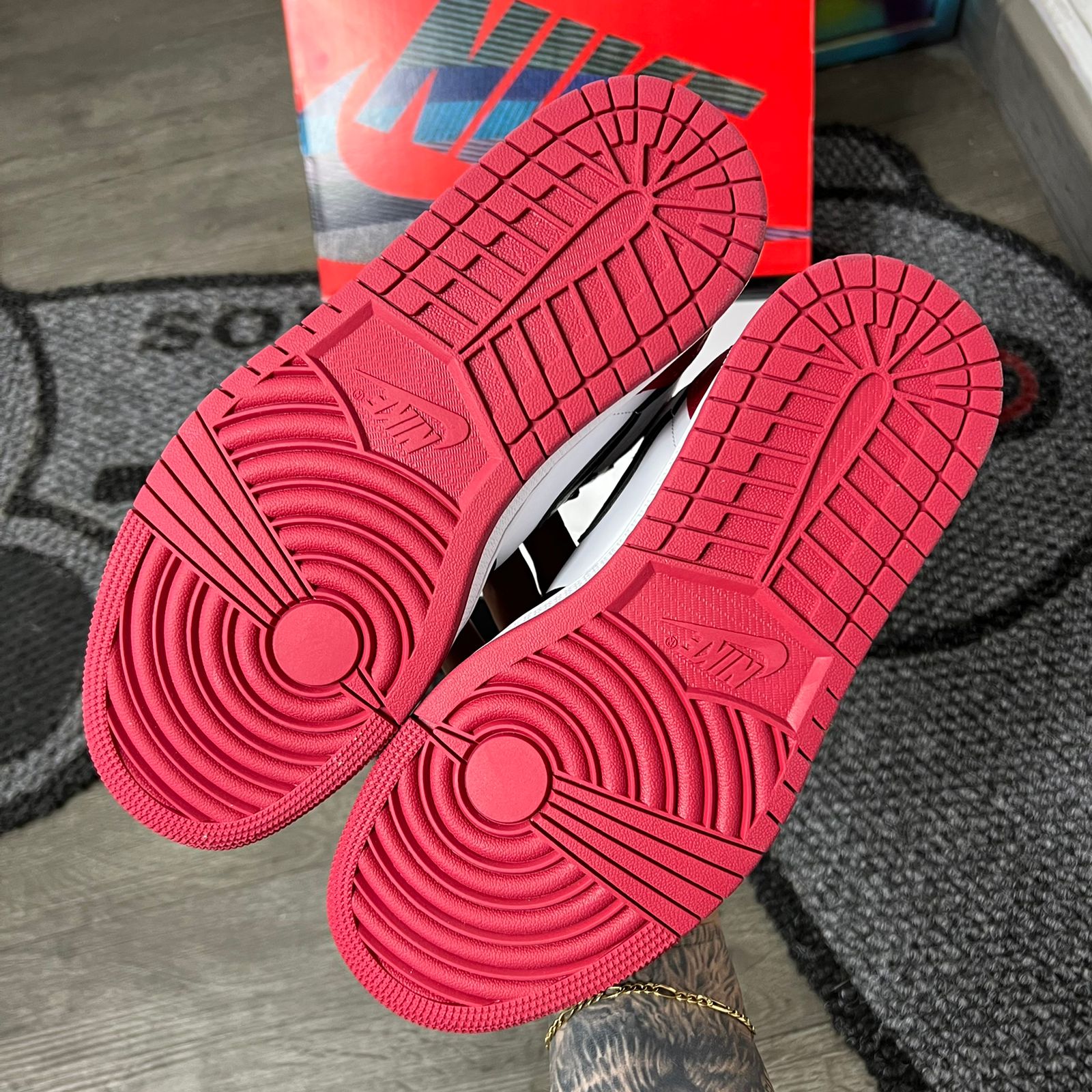 Jordan Retro 1 OG - Imagen 2
