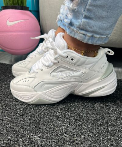 Nike Tekno